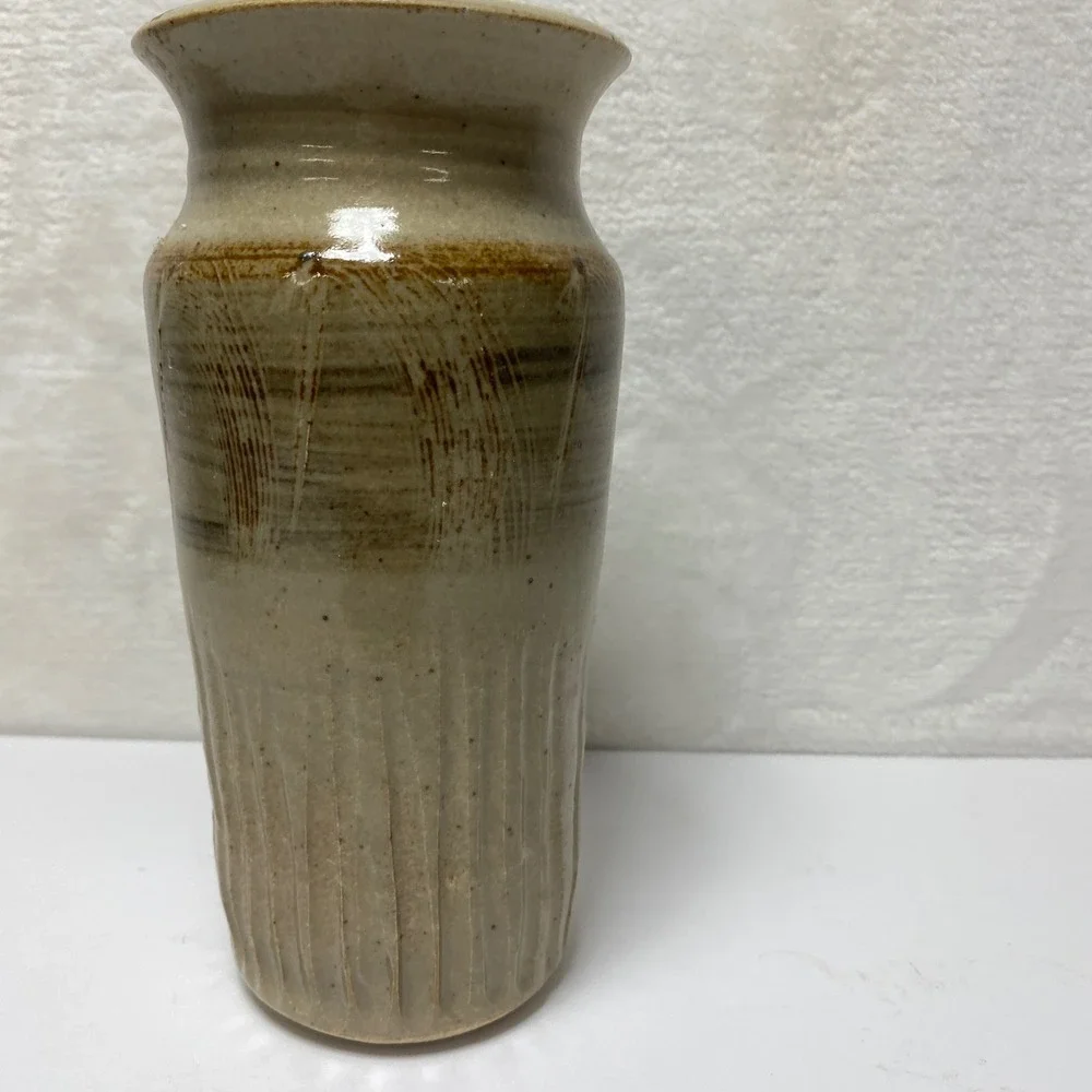 Stoneware Signed Vase‎ Beige Earthy Glaze Textured Vertical Lines Art Pottery